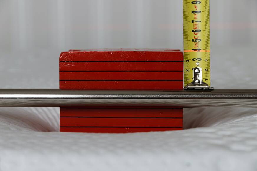 Emma matelas diamant noir gestion température fermeté avec poids Emma matelas diamant noir